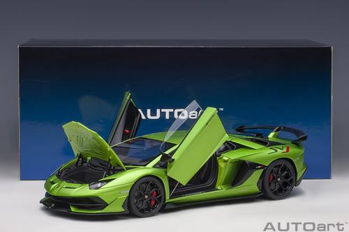 LAMBORGHINI AVENTADOR SVJ