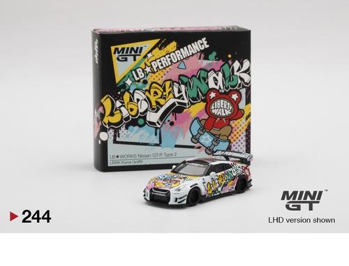 LB WORKS Nissan GT-R R35 Type 2 "Kuma Grafitti"