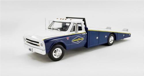 Chevrolet C-30 Ramp Truck 1967 "Goodyear"