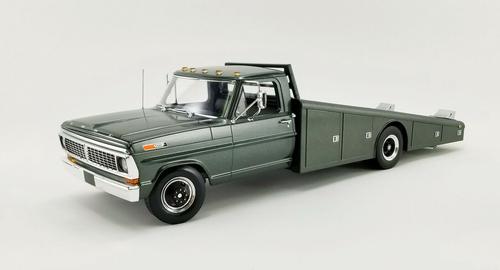Ford F-350 Ramp Truck 1970