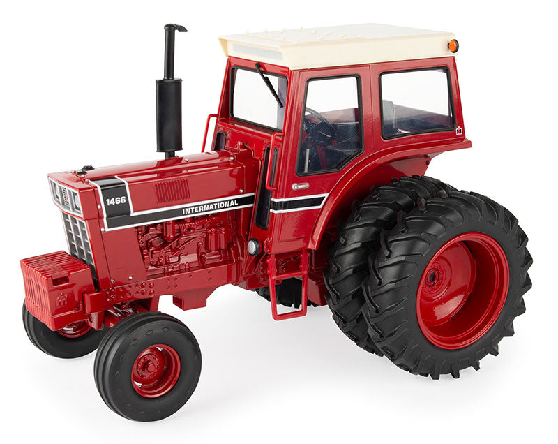 International Harvester 1466 Black Stripe Tractor - Prestige Collection
