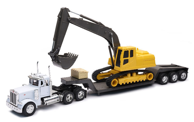 Peterbilt 379 avec remorque surbaissée transportant une excavatrice