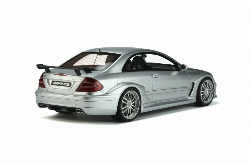 Mercedes-Benz C209 Coupe CLK DTM 2004
