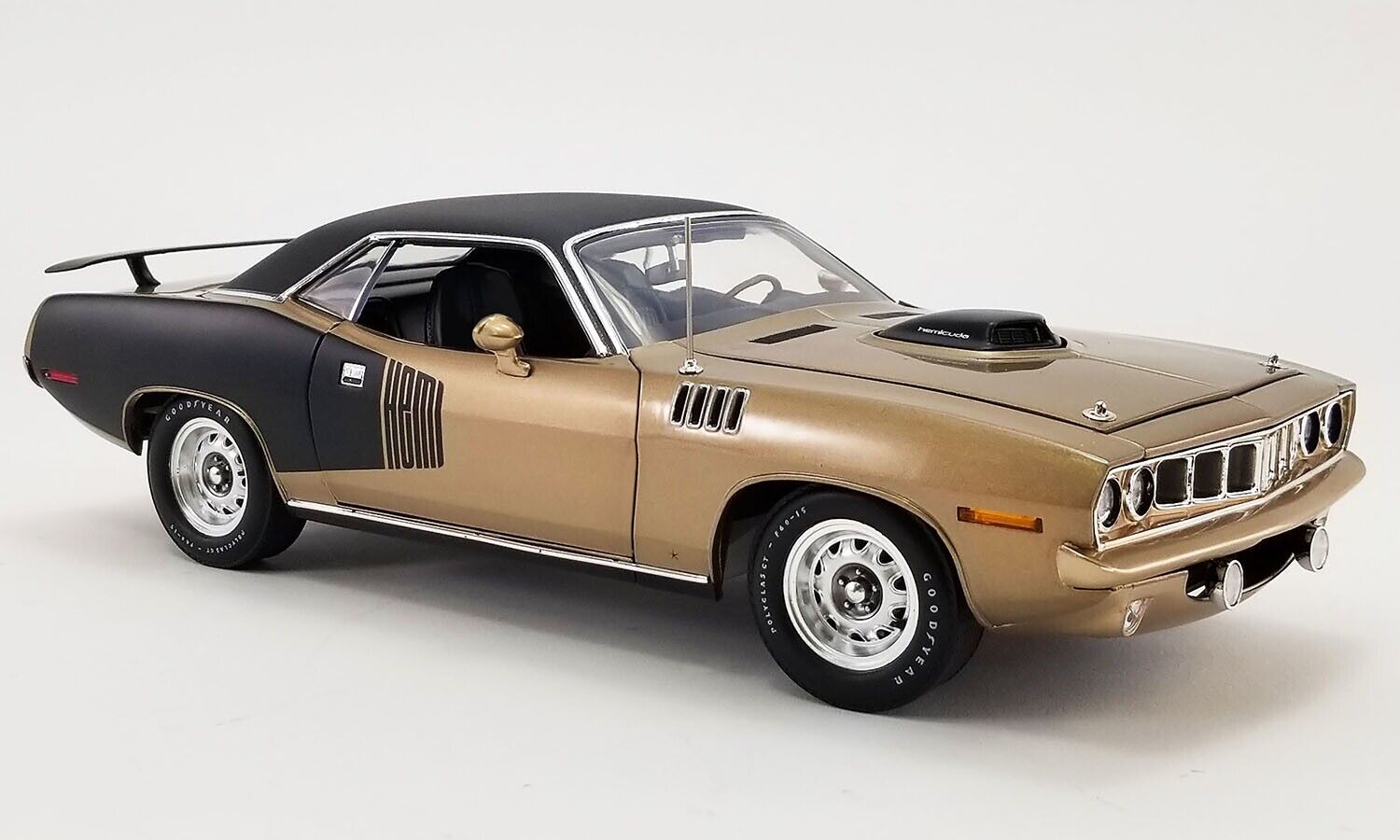Plymouth HEMI Cuda 1971 "Super Track Pack" (Vinyl Top)