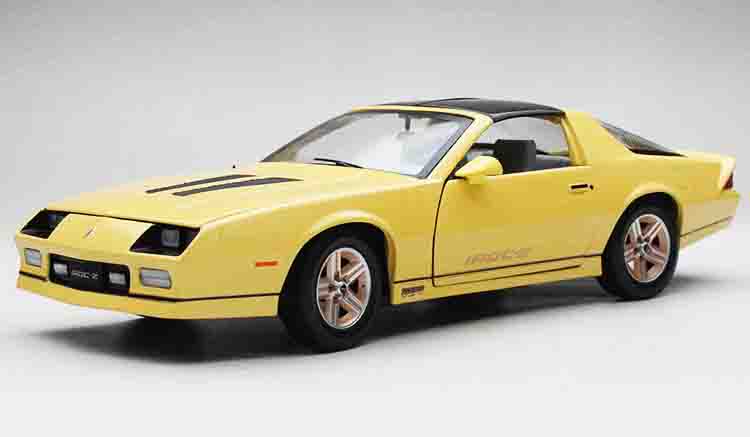 Chevrolet Camaro IROC-Z 1985 (ACME Exclusive) voir note