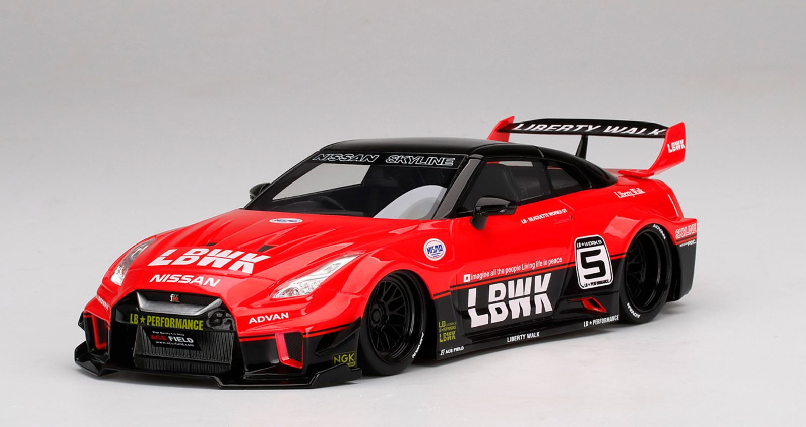 NISSAN 35GT-RR LB-SILHOUETTE WORKS