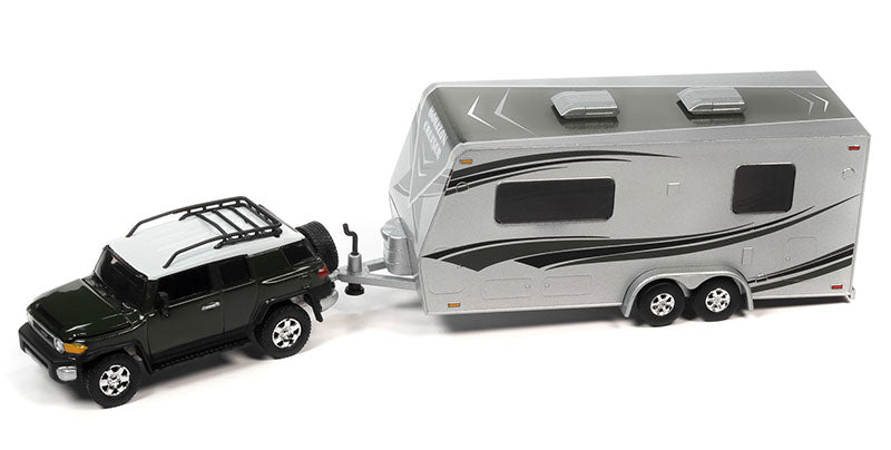 2010 Toyota FJ Cruiser with Camping Trailer