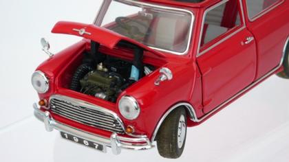 Morris Cooper 1967 *has some paint rash*