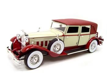 1930 Packard LeBaron