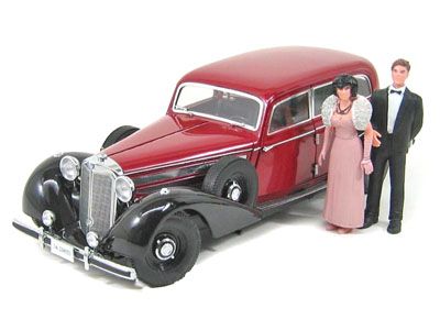 Mercedes-Benz 770K 1938 With Dummys *paint defect*