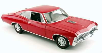 ミニカー CHEVY IMPARA Chevrolet® Impala® Hardtop (1967, 1/43 scale diecast model car