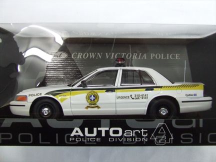 Ford Crown Victoria Sûreté du Québec Police