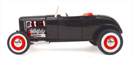 Ford 1932 "Street Rod" 1 left