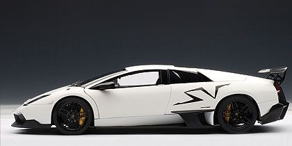 Murcielago LP670-4 SV "Bianco Canopous"