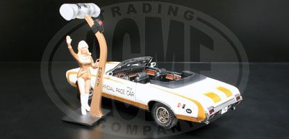 Oldsmobile Hurst 1972 "Pace Car" With Linda Vaughn Figure and Hurst Platform