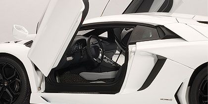 Lamborghini Aventador LP700-4