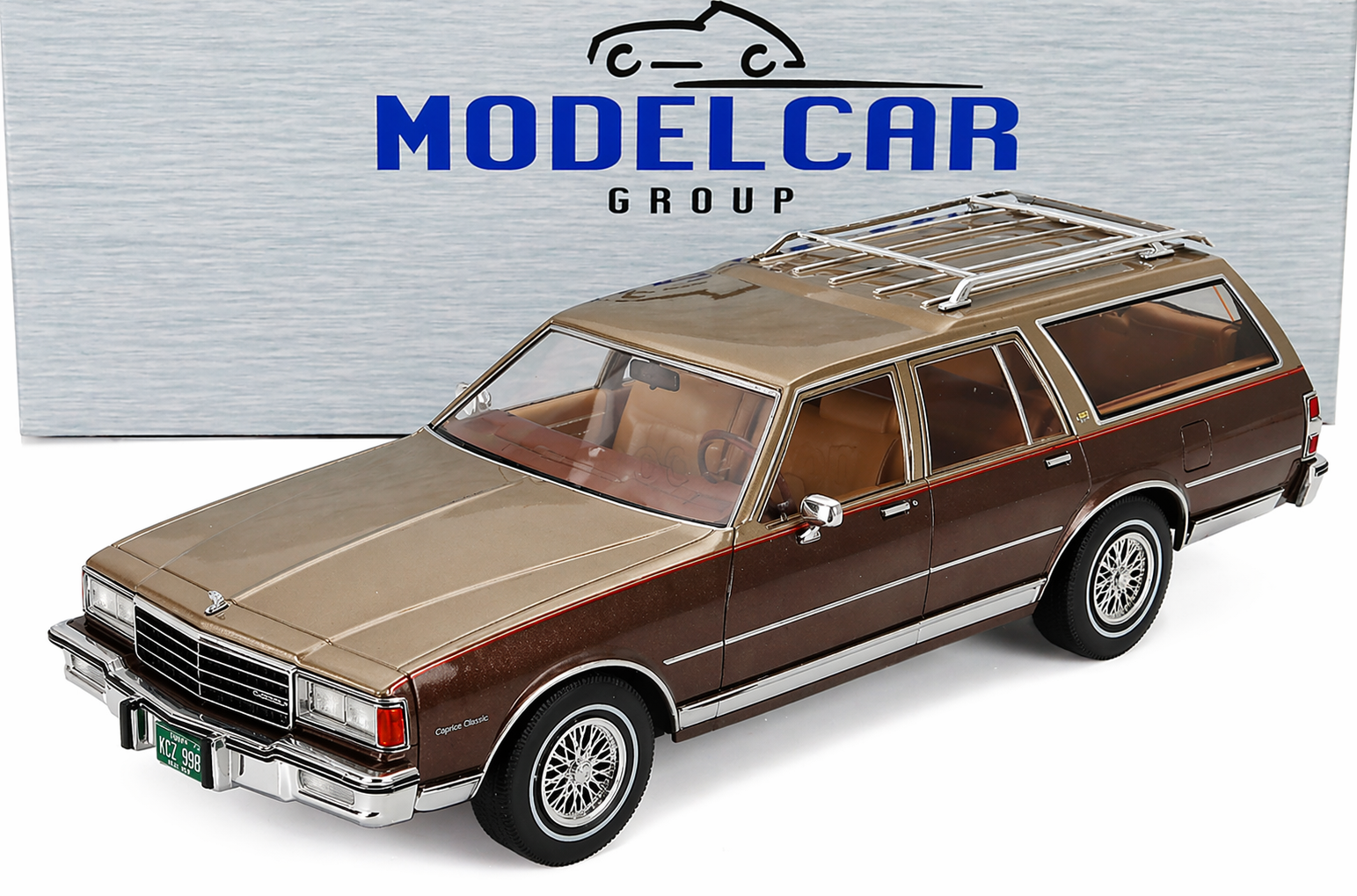MCG 1/18"-Chevrolet Caprice Estate Wagon (Beige w/Wood Grain)