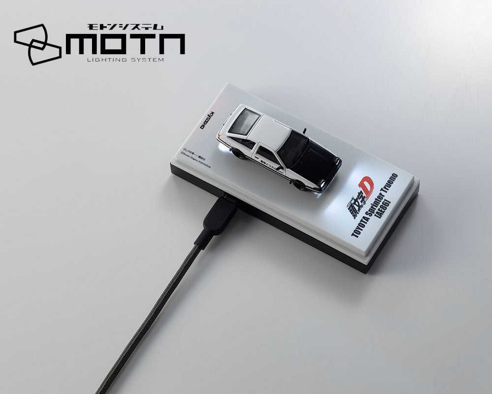(PRE-ORDER 2027) Kyosho 1:64 Initial D Toyota Trueno (AE86) – LED MOTN Base Compatible – Limited Edition 07133LA