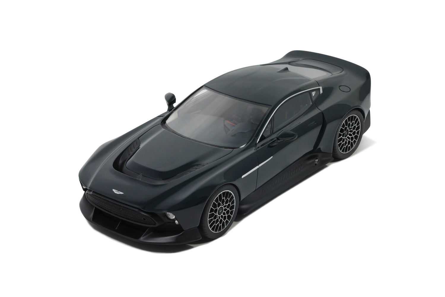 Aston Martin Victor