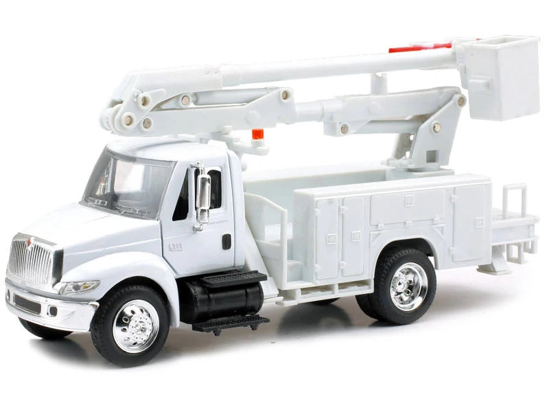 International 4200 Line Maintenance Service Truck