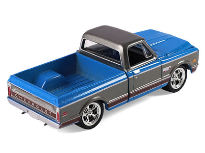 1972 Chevrolet Cheyenne C10 Short Bed (Blue &amp; Grey)