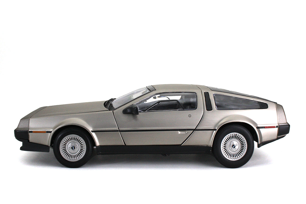 1981 De Lorean DMC 12-Stainless Steel