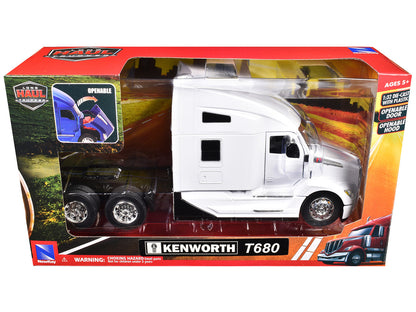 Kenworth T680 Open Hood – White