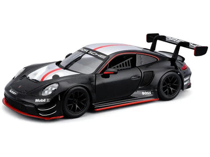 Bburago 1:24 Porsche 911 GT3 R – Noir avec bandes argentées et rouges – Race Series – 18-28048