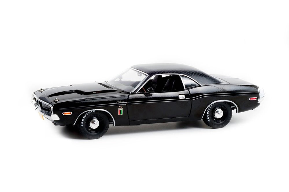 Dodge Challenger R/T 426 HEMI 1970 "The Black Ghost"