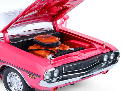 1970 Dodge Challenger R/T 440 Six Pack (Panther Pink)