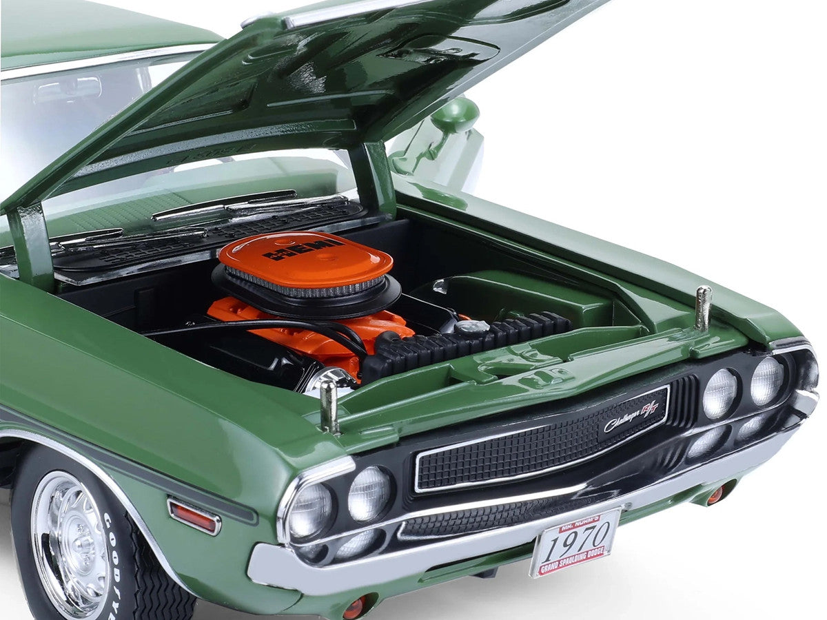 1970 Dodge Challenger R/T Hemi F8 (Green) "Mr. Norm&