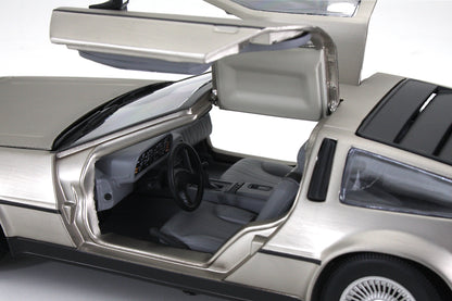 1981 De Lorean DMC 12-Stainless Steel