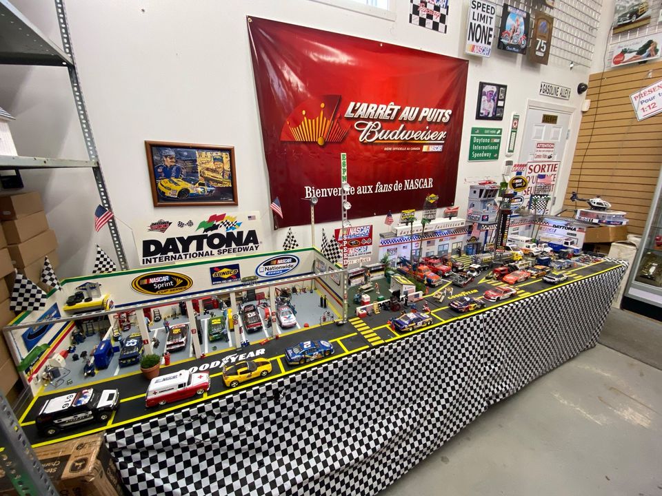 Maquette Nascar échelle principalement 1/24