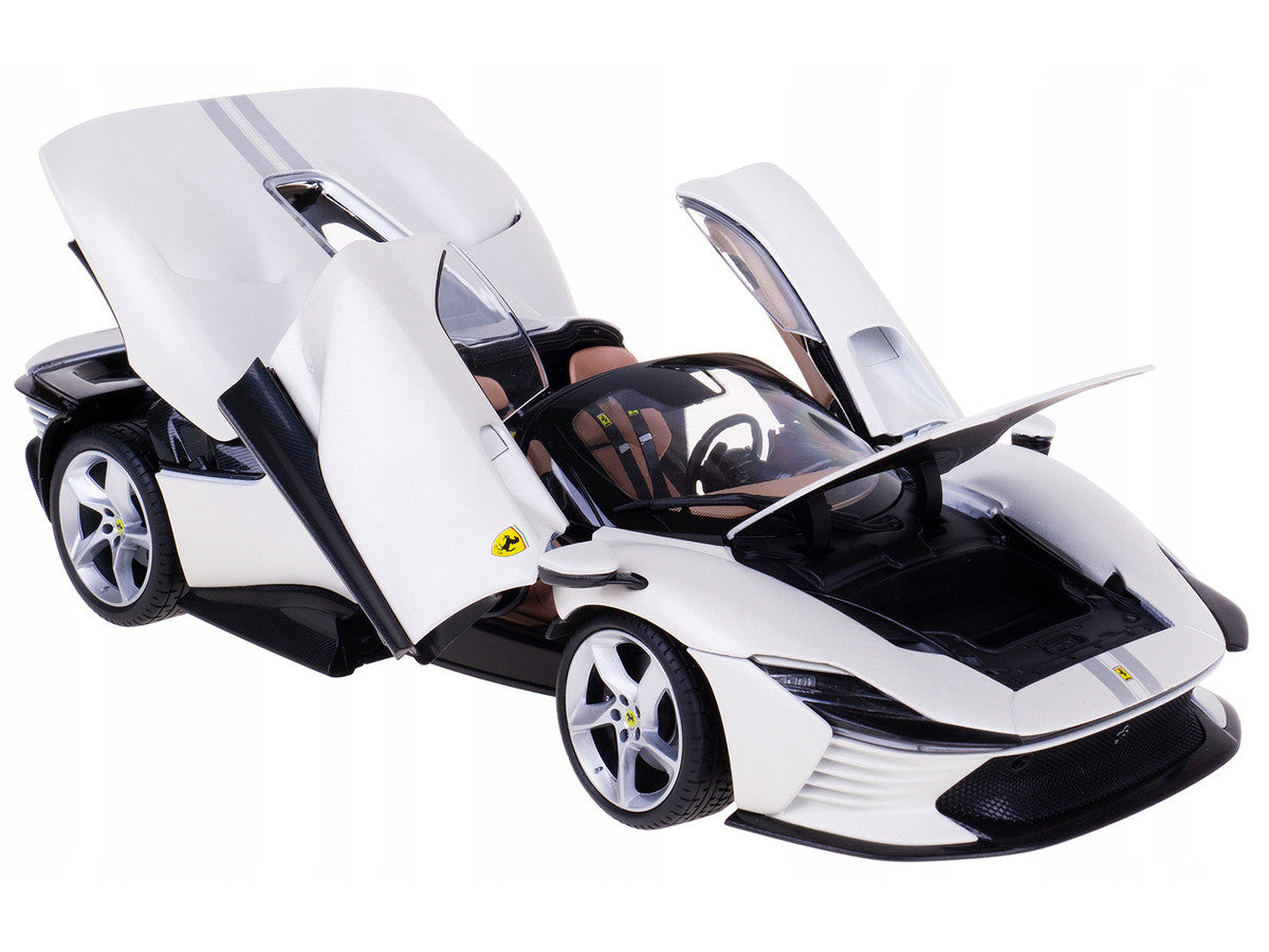 Bburago 1:18 Ferrari Daytona SP3 – White – Signature Series 18-16912WH