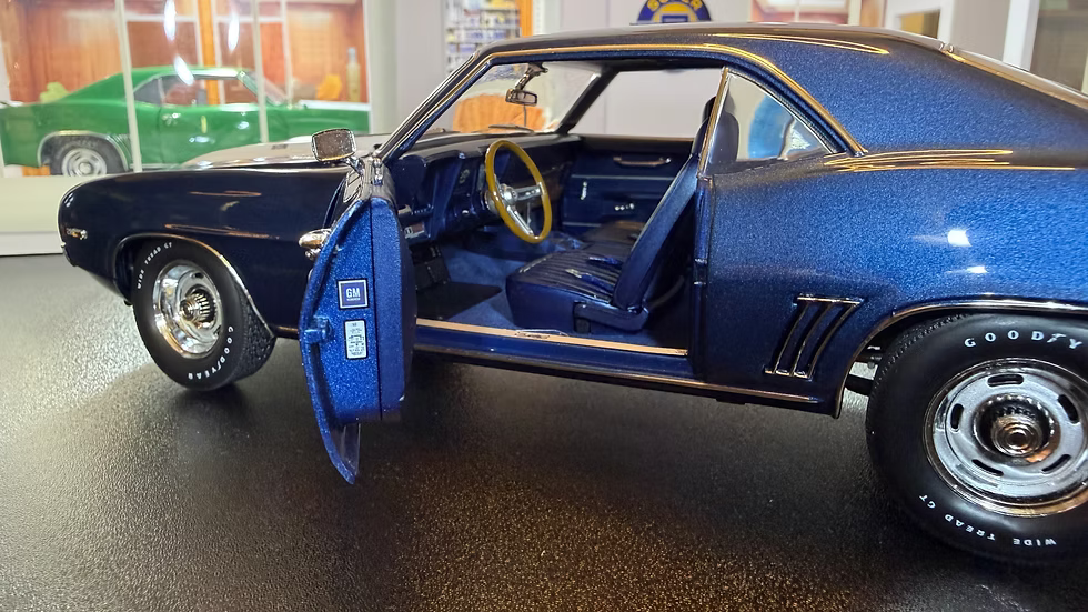 1969 Camaro Rally Sport Z/28 Dusk Blue (Limitée à 302 unités seulement-Limited to 302 units only)