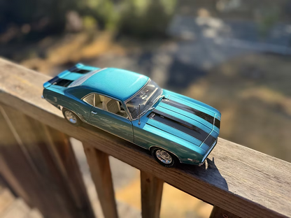 (PRE-ORDER 2027) Digital Pizza 1/18 (by Acme) -1969 Camaro RS Z/28 in Azure Turquoise