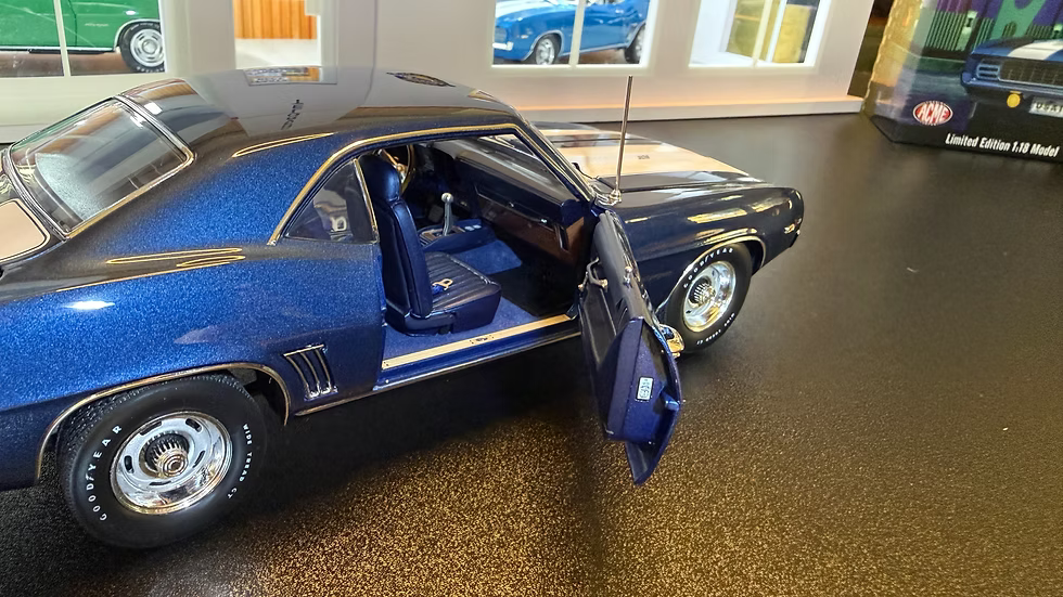 1969 Camaro Rally Sport Z/28 Dusk Blue (Limitée à 302 unités seulement-Limited to 302 units only)