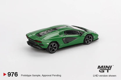 MINI GT-Lamborghini Countach LPI 800-4 Verde Medio (MGT00976)