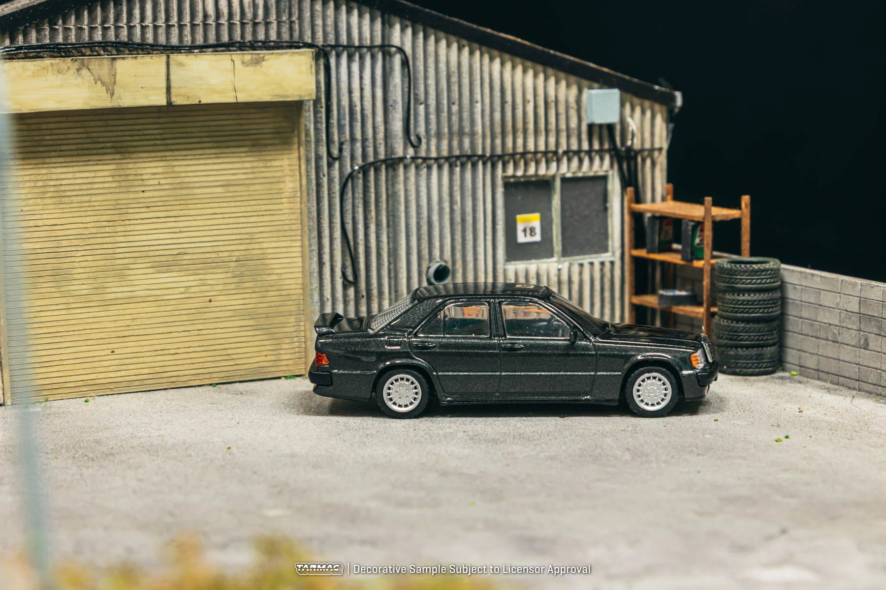 TARMAC WORKS GLOBAL64 1/64-Mercedes-Benz 190 E 2.3-16 Blue-Black metallic T64G-047-BK