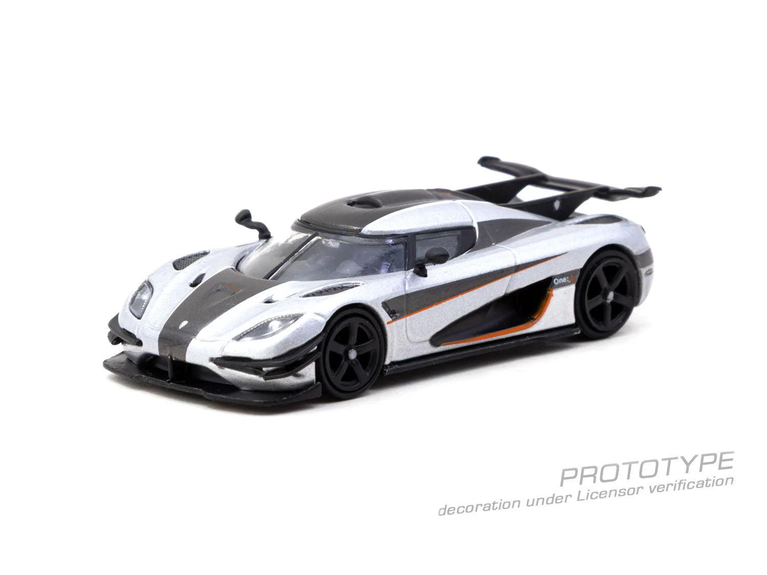 Koenigsegg One:1 Silver Tarmac Works Global64 1:64 T64G-TL054-SL