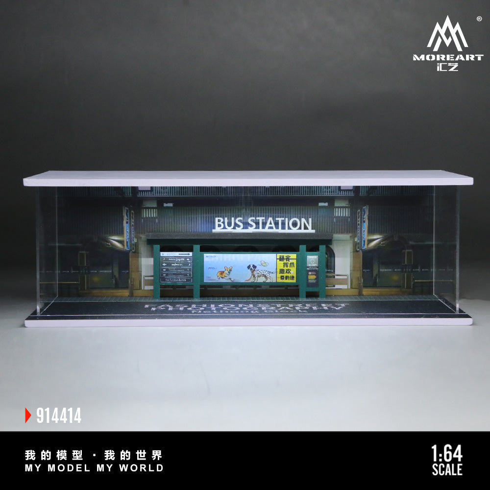 Bus Stop Lighted Scene 1:64 – MoreArt MO914414