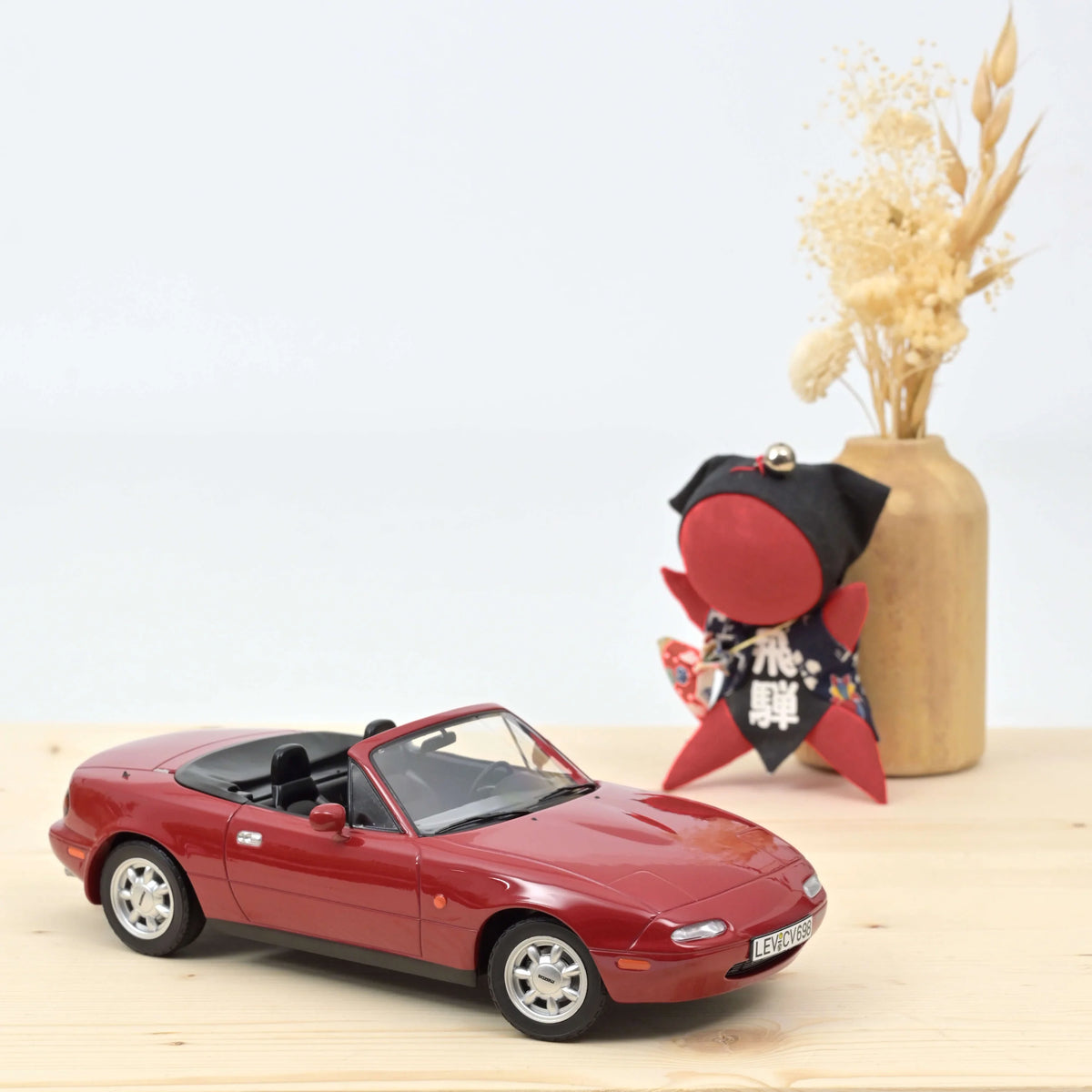 (PRE-ORDER 2027) Norev 1:18 1989 Mazda MX-5 Spider – Red 188020