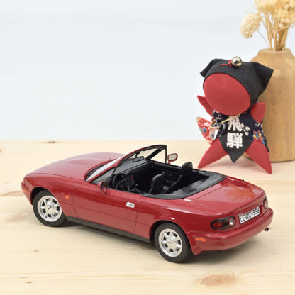 (PRE-ORDER 2027) Norev 1:18 1989 Mazda MX-5 Spider – Red 188020