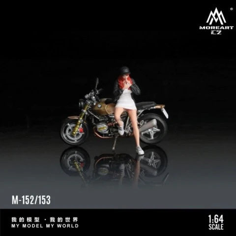 MoreArt 1/64 - BMW R nineT Coffee Coloured &amp; Motorcycle Girl (MO222152)