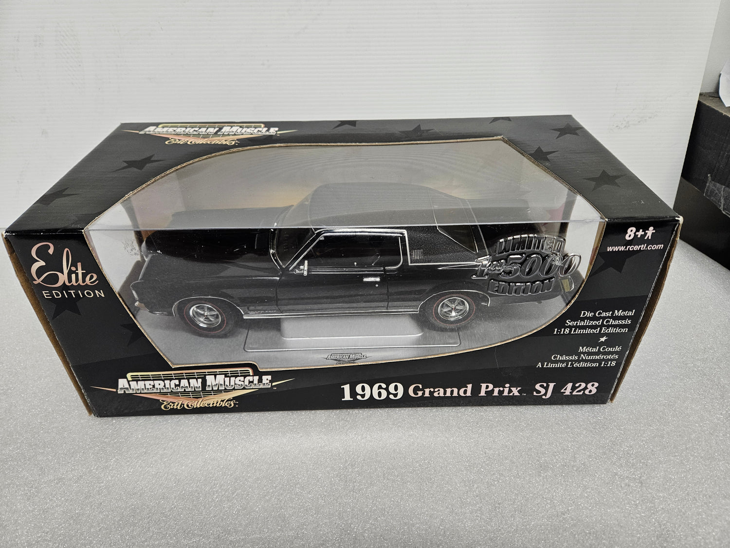 Pontiac Grand Prix SJ 428 1969 (Black Chrome)