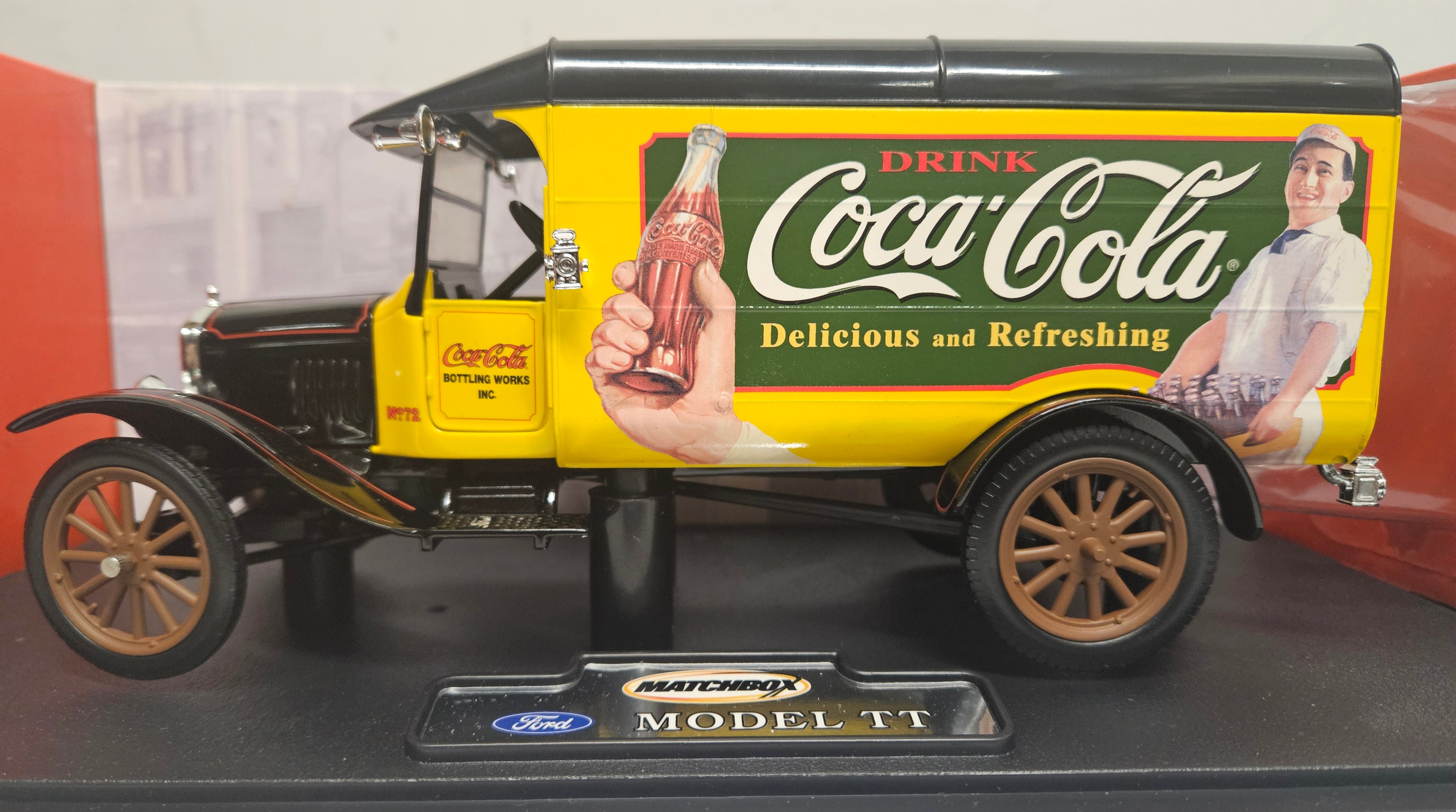 The 1925 コカコーラ DELIVERY TRUCK Coca-Cola, 1925 Ford Model Delivery Truck No.72 (Échelle-Scale 1