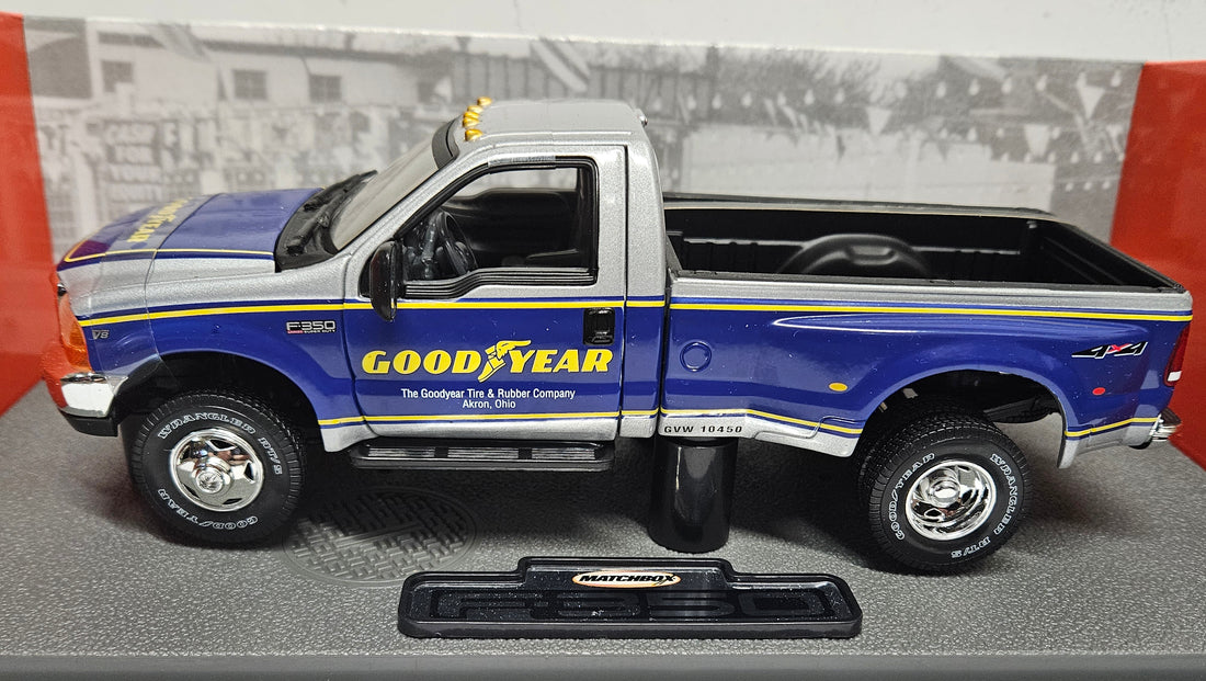 Goodyear, 1999 FORD F-350 (Échelle-Scale 1:24)