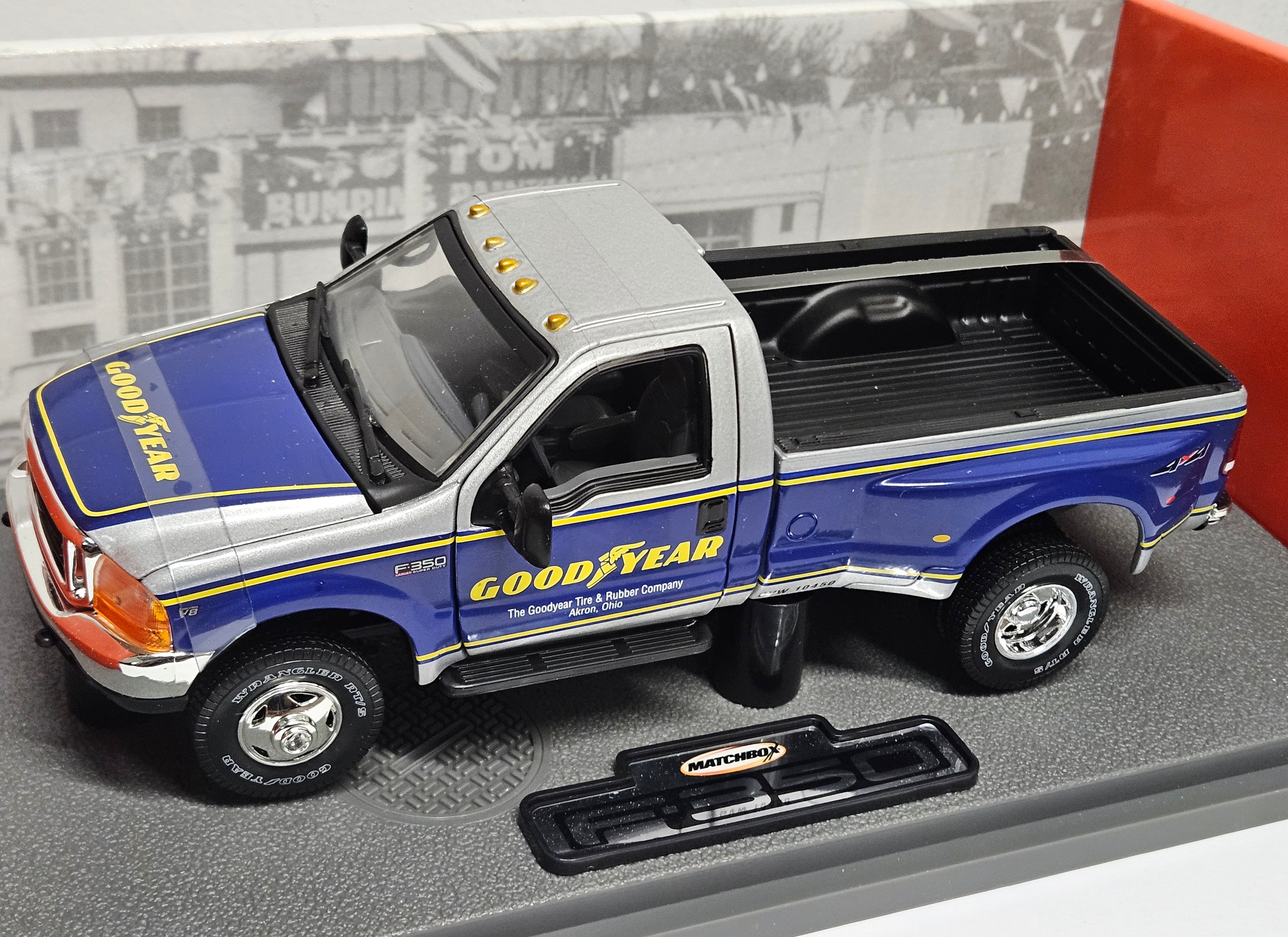 Goodyear, 1999 FORD F-350 (Échelle-Scale 1:24)