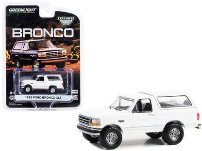 1993 Ford Bronco XLT (Oxford White)  GL30452