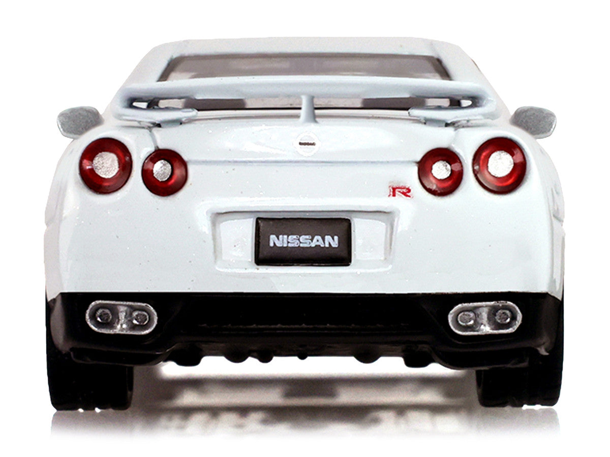 Nissan GT-R 2007 blanc nacré avec roues personnalisées Tokyo Torque Series 10 GreenLight 1:64 – GL235110-D